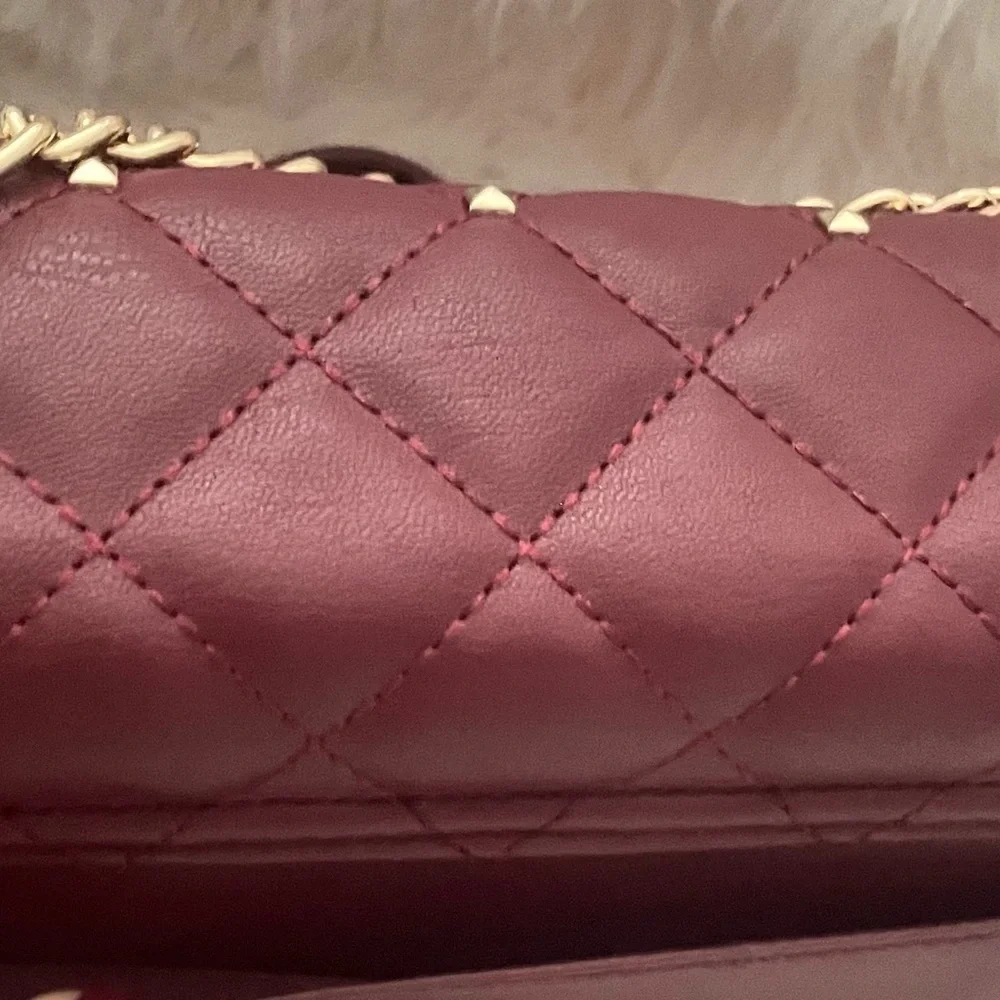 Badgley Mischka Quilted Shoulder Bag Burgundy with Gold Studs